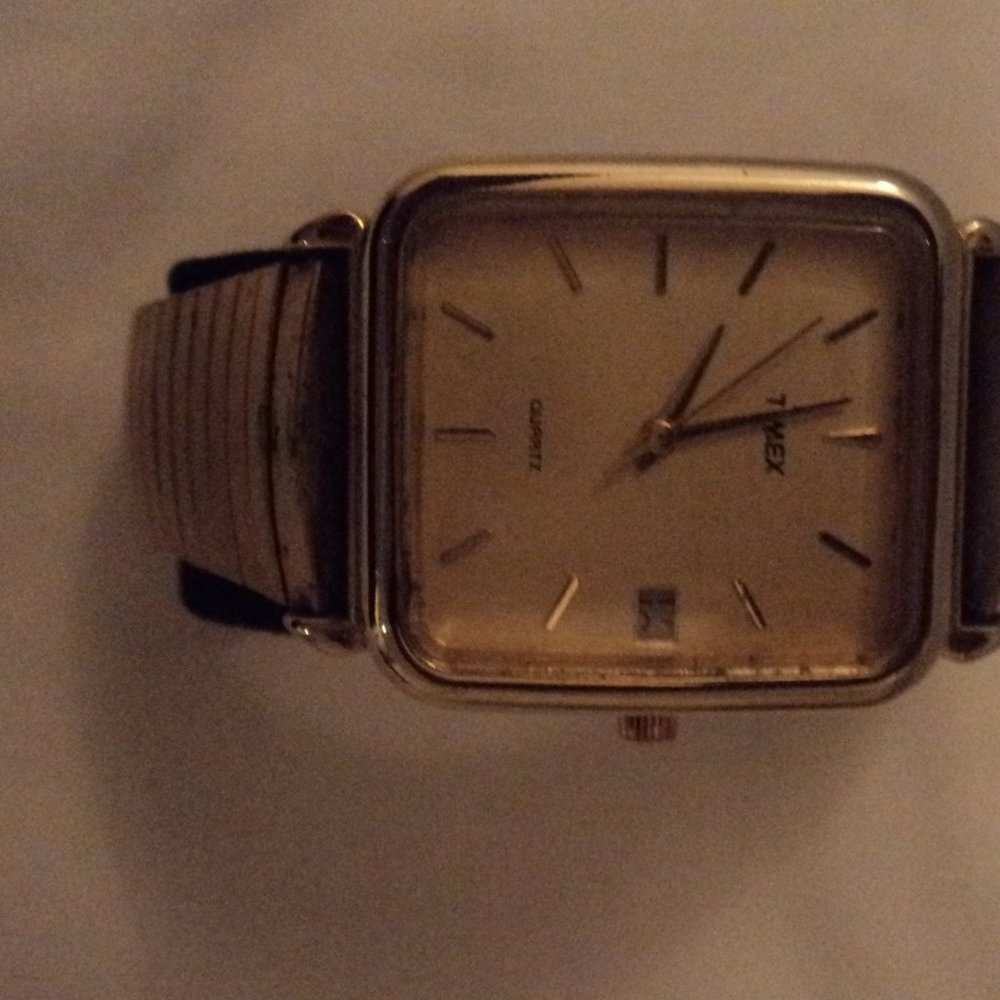 TIMEX WATCH RECTANGULAR 18KT GOLD PLATED